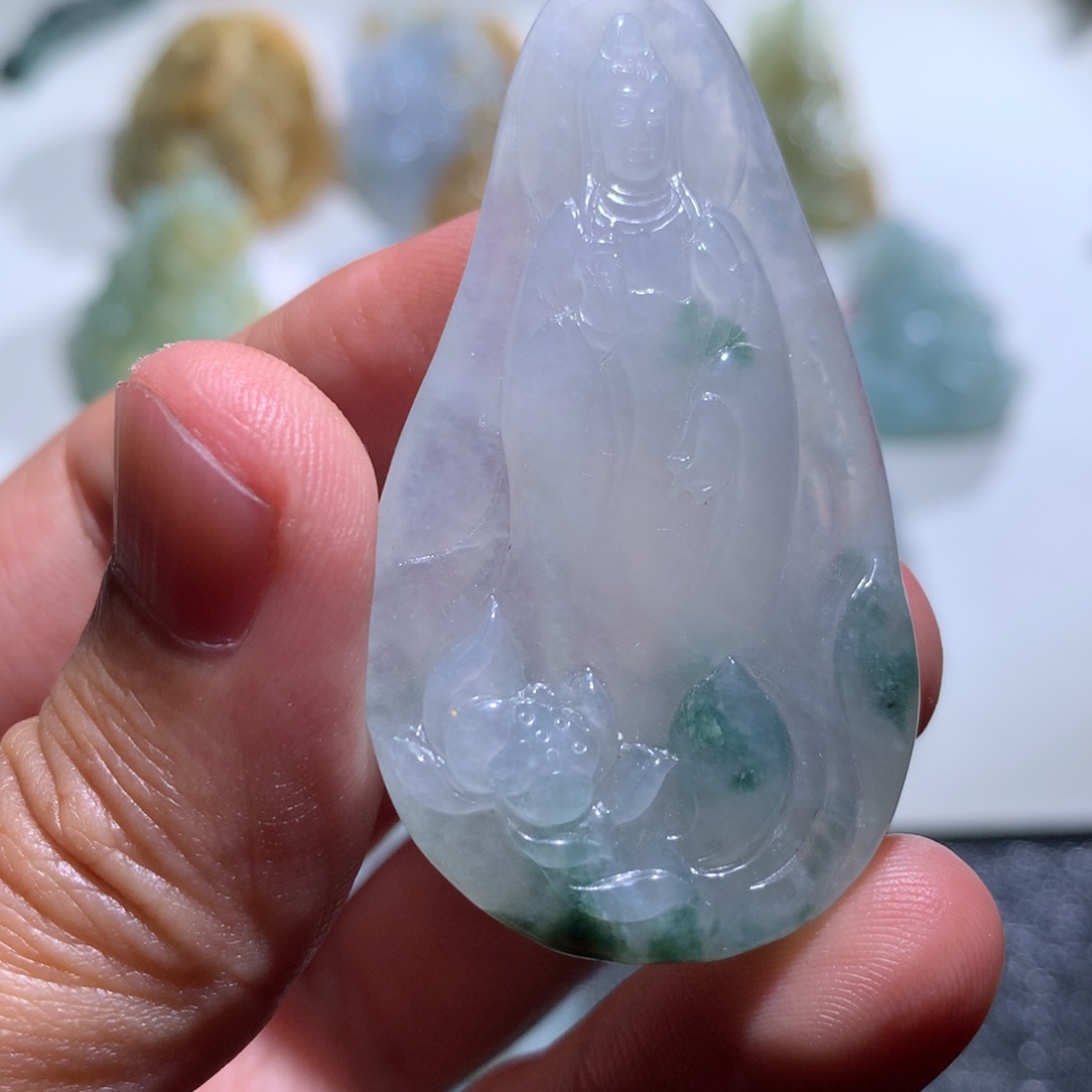 定制翡翠未镶嵌挂件