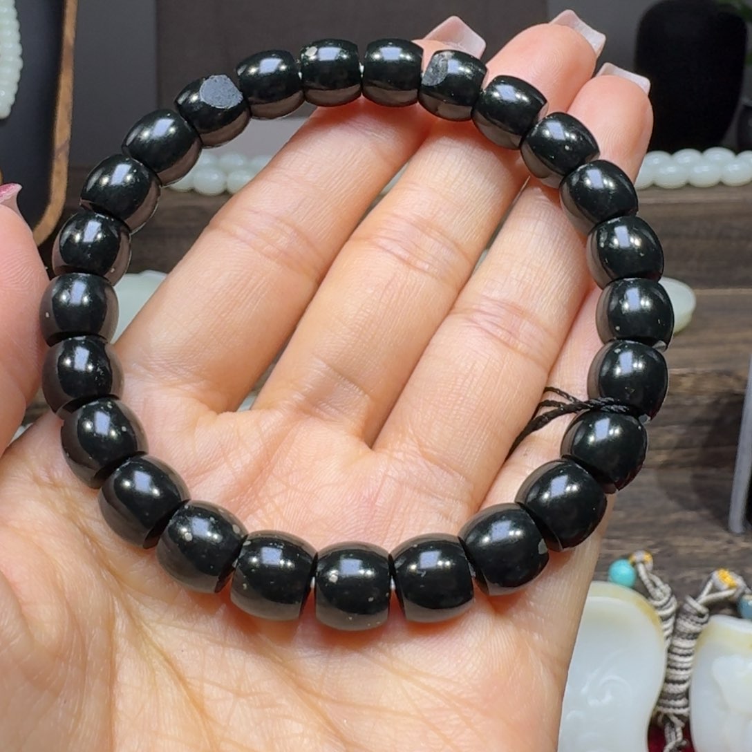 和田玉手串未镶嵌