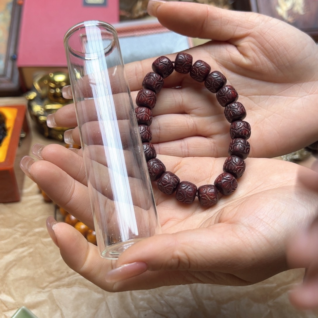 大叶紫檀（黑酸枝木类）