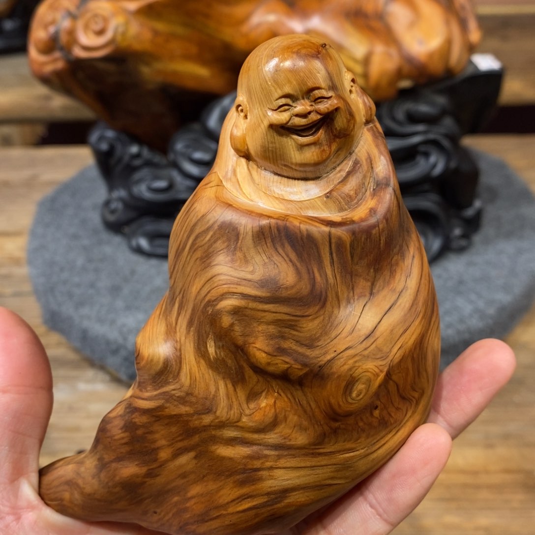 柏木（崖柏）崖柏。 