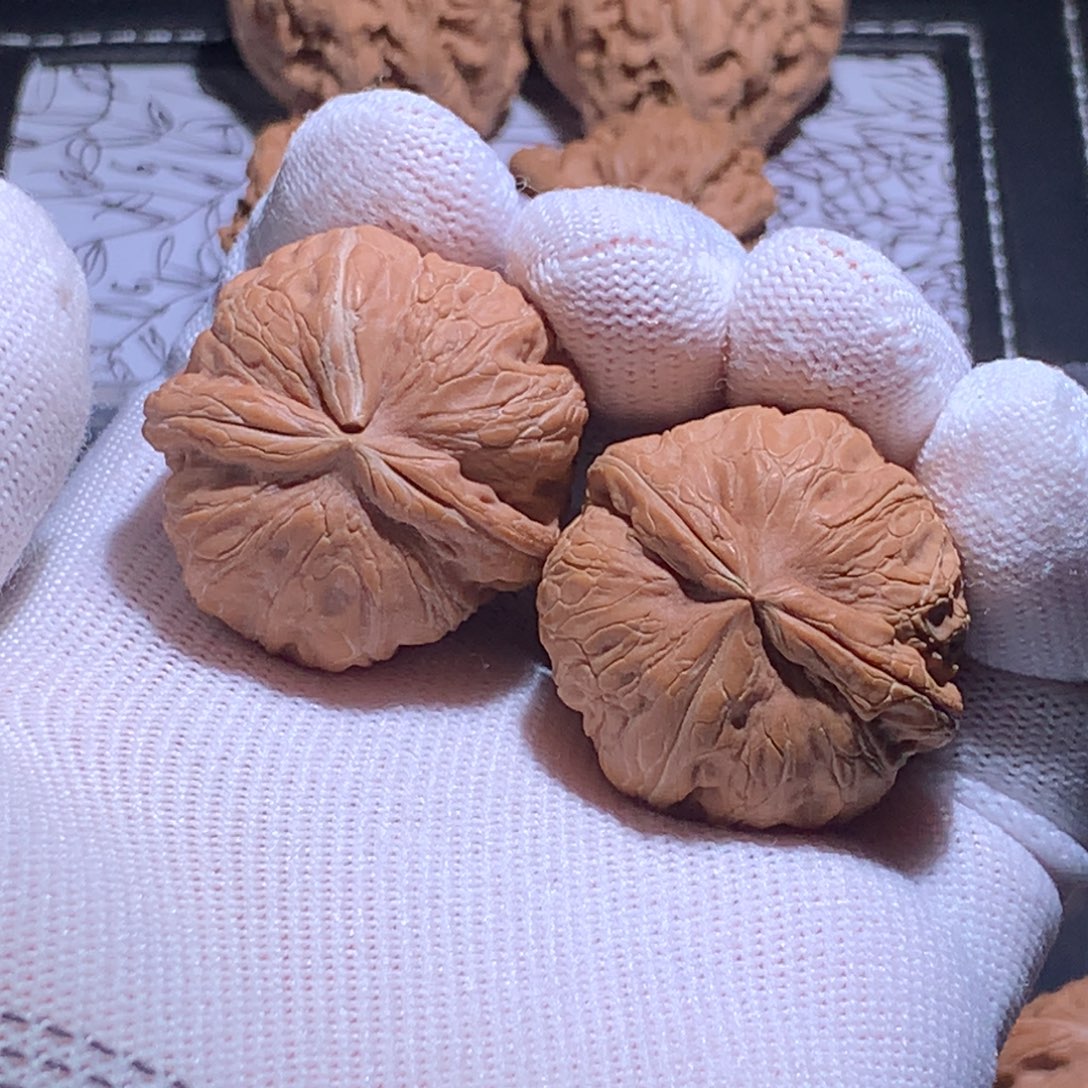 文玩核桃吊坠F14元宝三棱