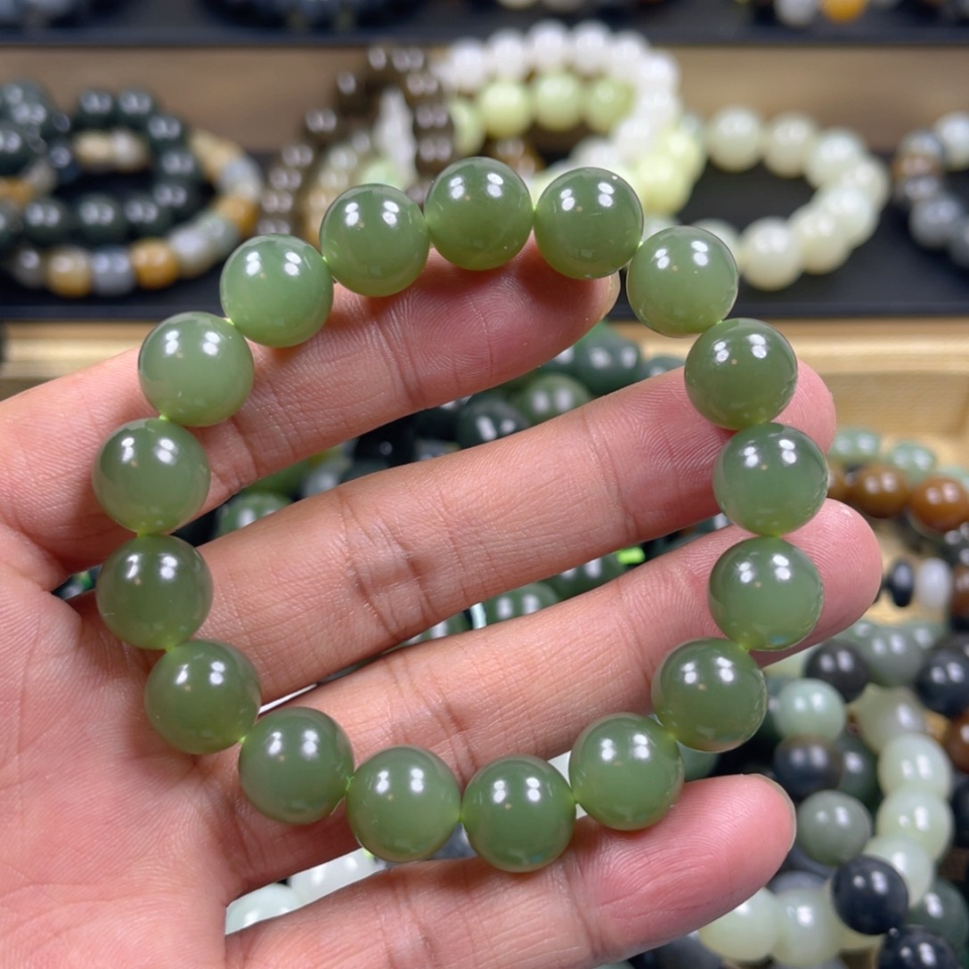 和田玉手串未镶嵌