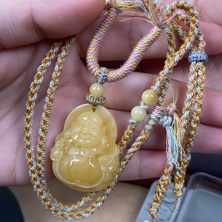 琥珀裸石未镶嵌弥勒佛