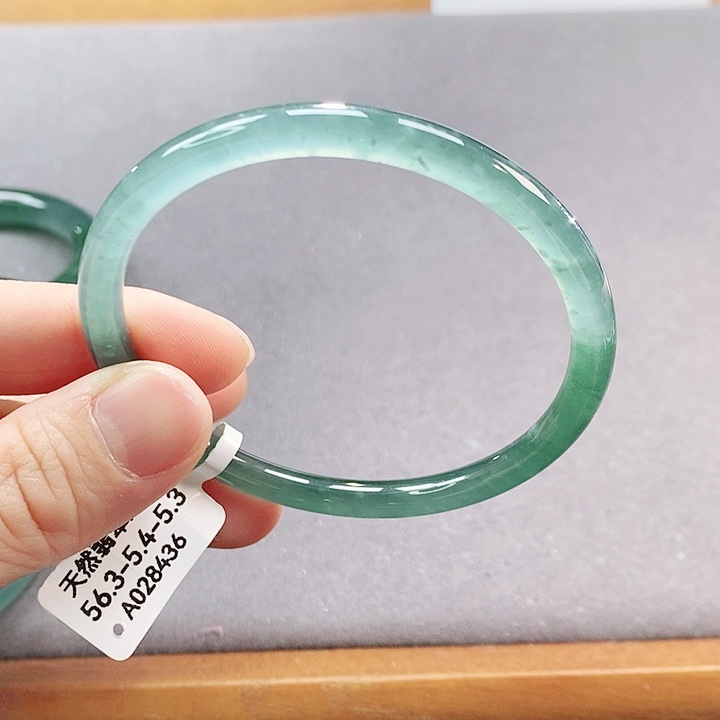 【闪购商品】翡翠手镯（圆镯）未镶嵌