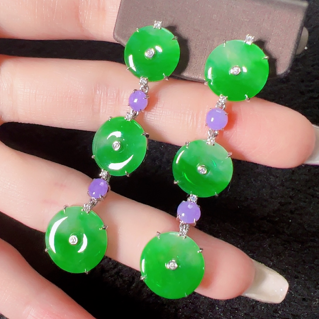 翡翠18K金镶嵌耳饰签收后24小时鉴赏期，过时不退