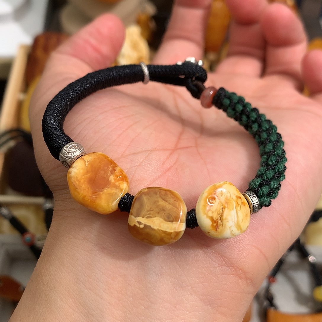 蜜蜡裸石未镶嵌你