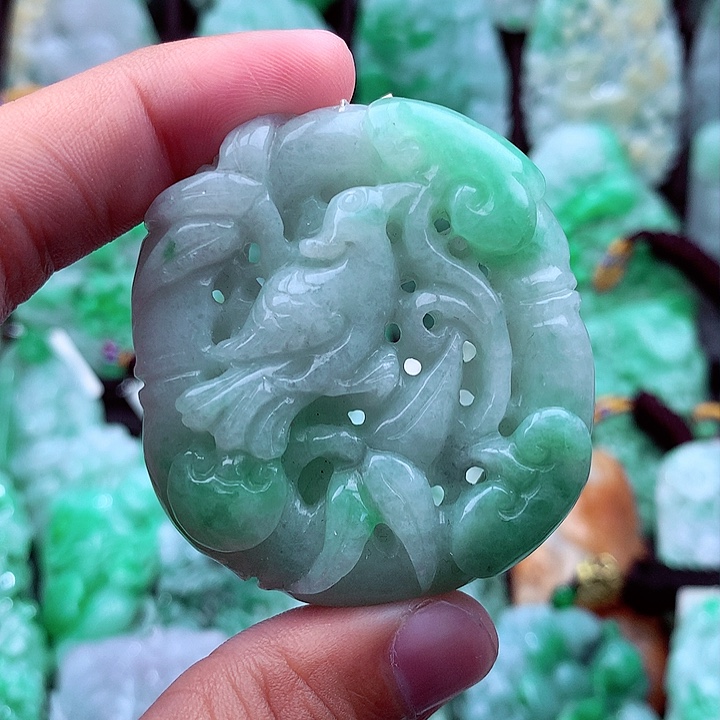 翡翠吊坠(不含链)未镶嵌