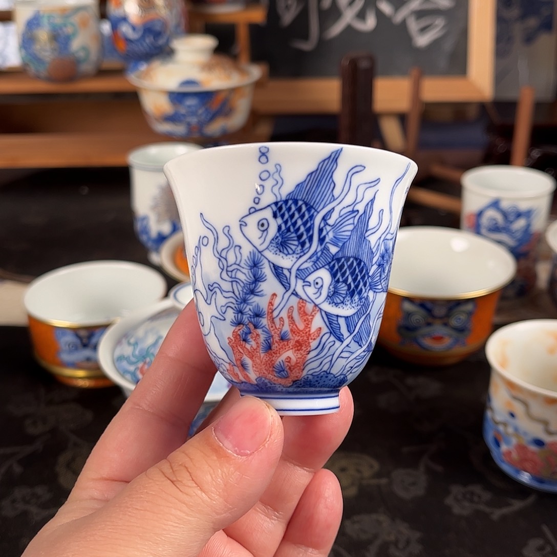 釉下青花海底世界