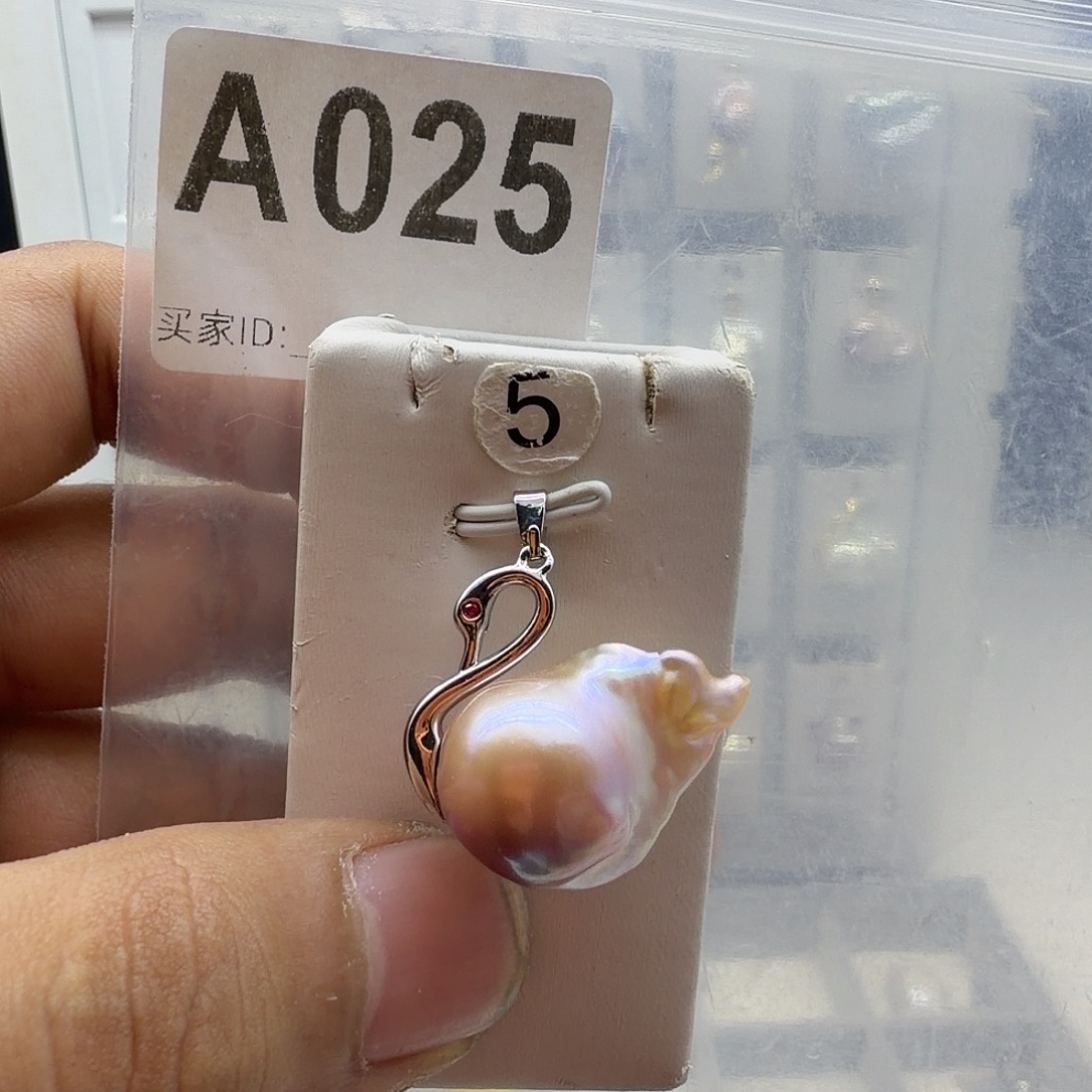 淡水珍珠颈饰合金