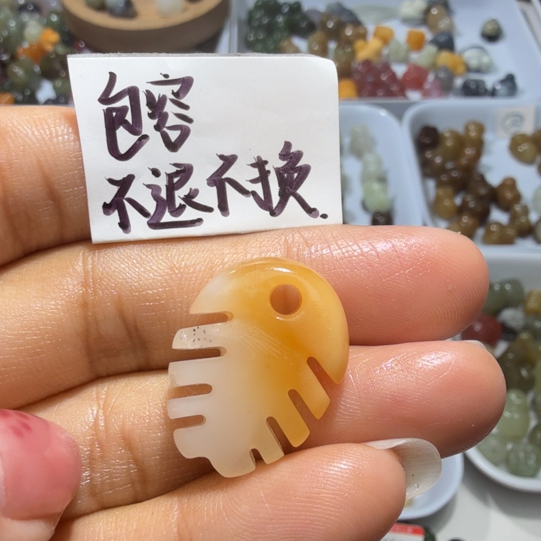 和田玉未镶嵌珠宝奇石
