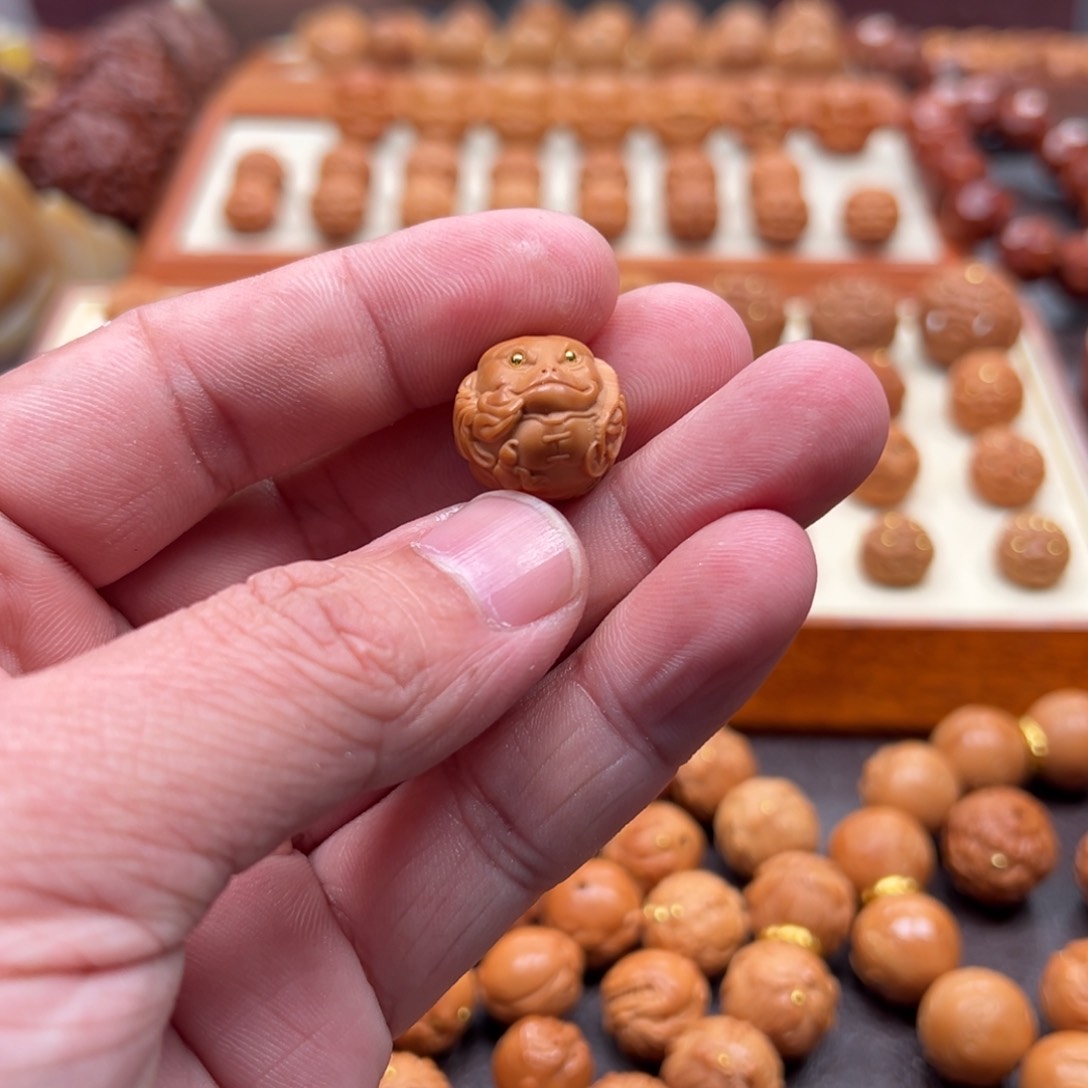 小*1.7尺寸镶嵌款锦鲤金蟾