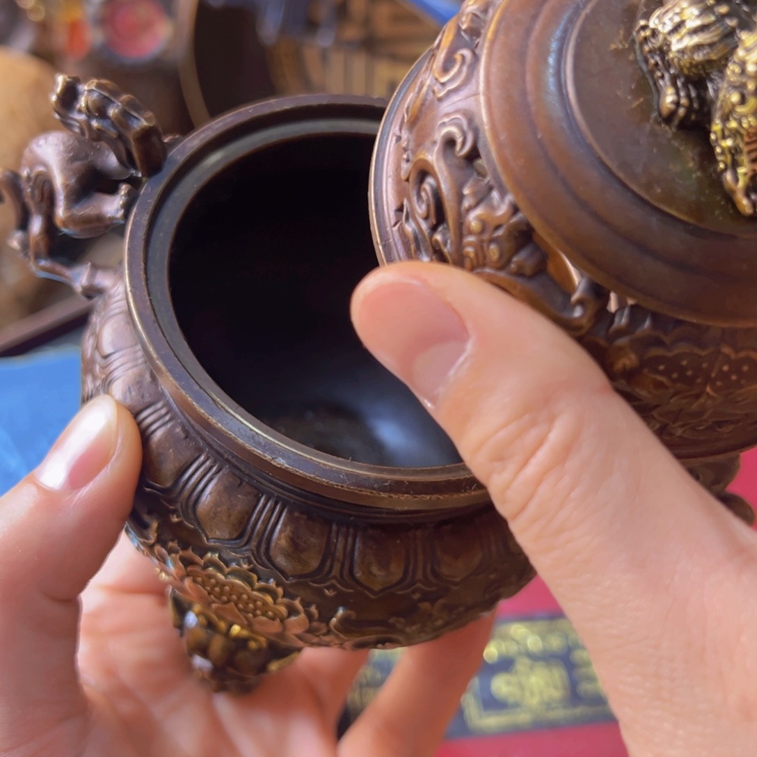 原矿风磨铜宣字熏香炉