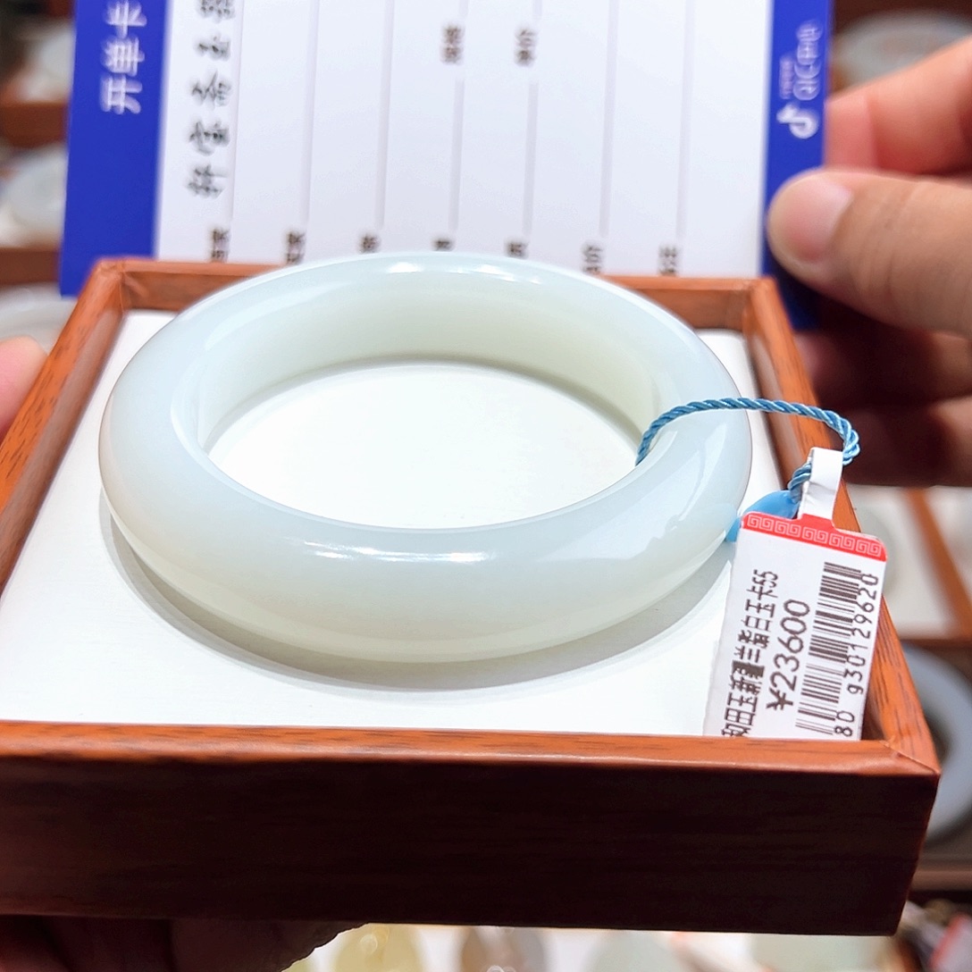 和田玉手镯未镶嵌55