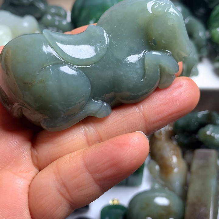 西***哥和田玉未镶嵌颈饰