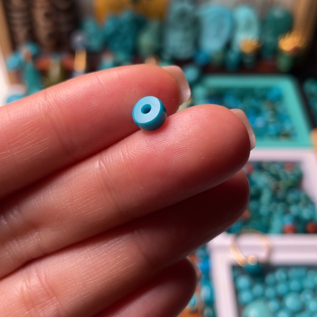 绿松石颈饰未镶嵌赵****～