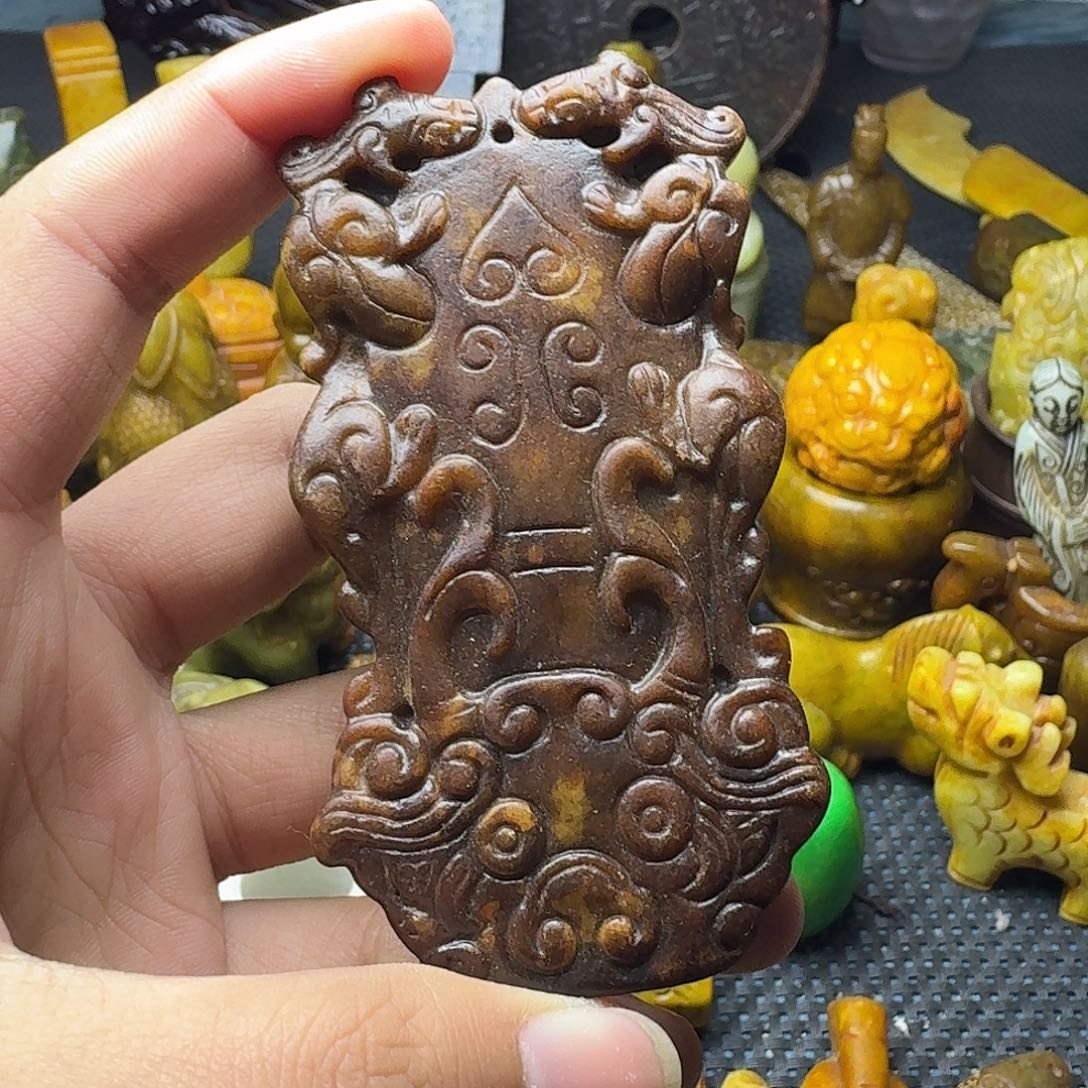 白玉菩提吊坠。。。