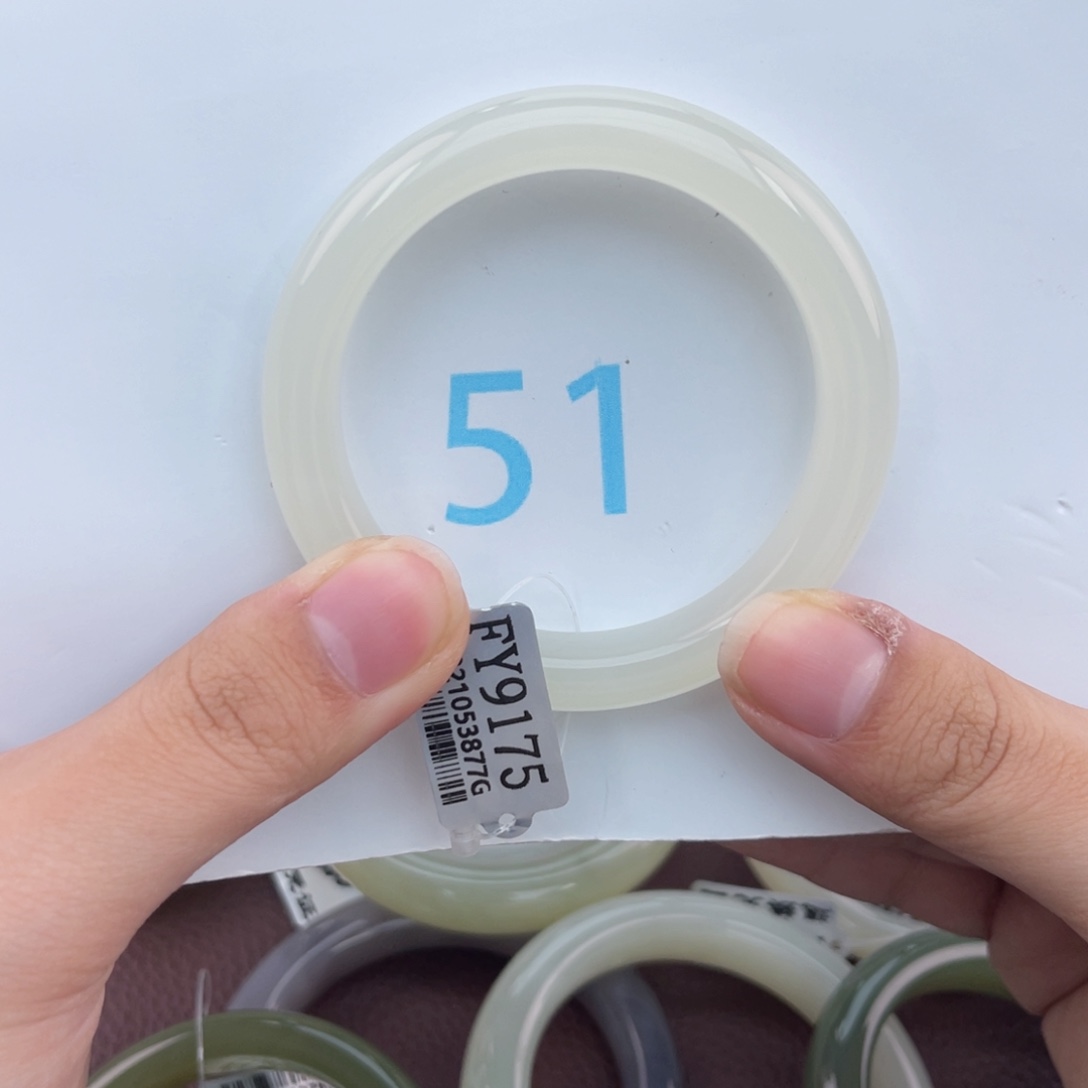 和田玉手镯未镶嵌U*