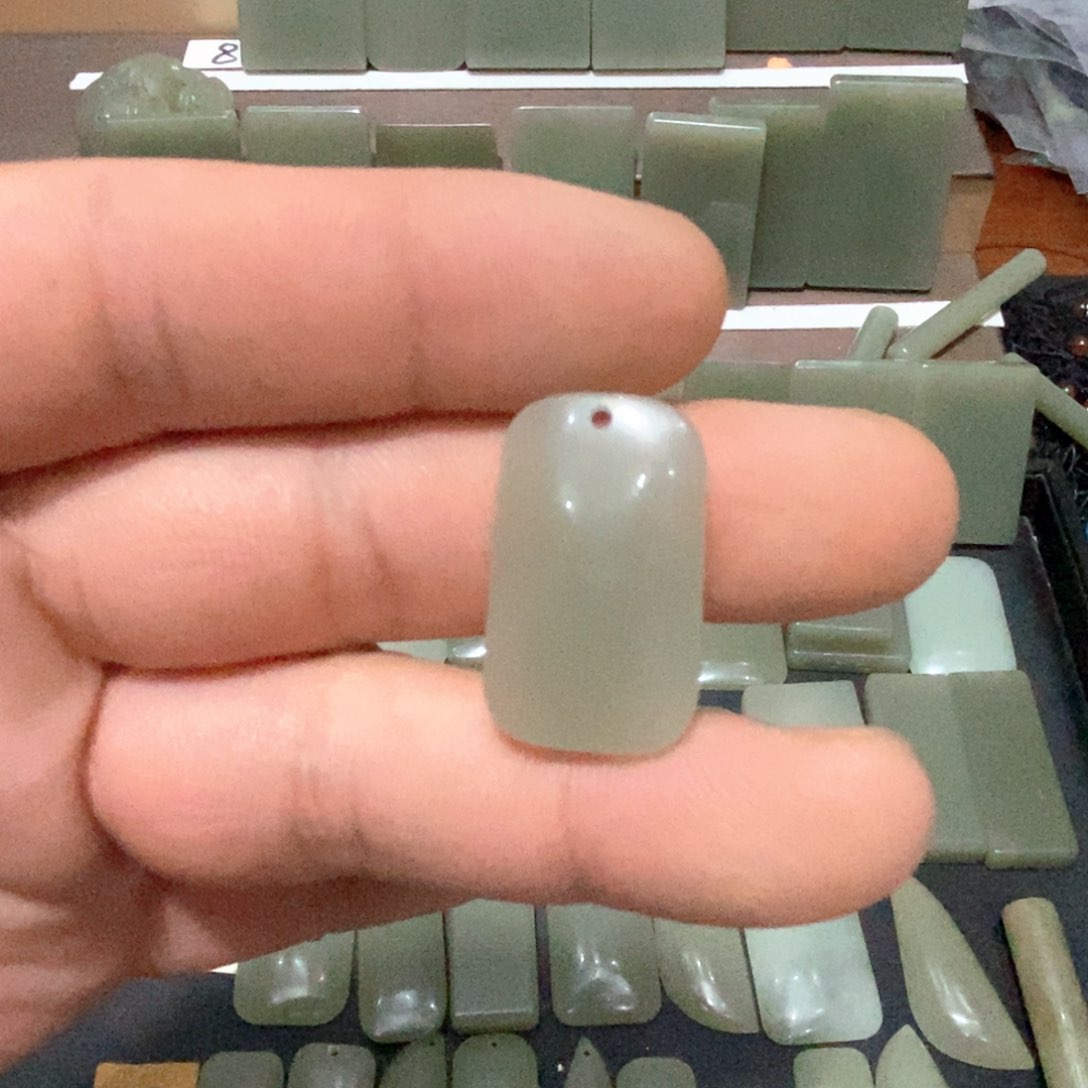 和田玉未镶嵌颈饰向****。014