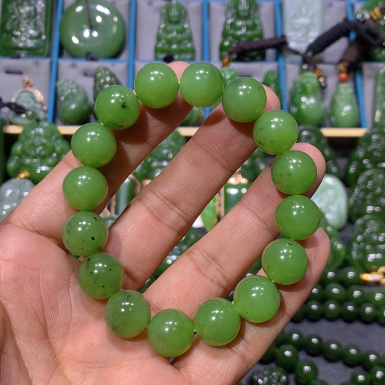 【闪购商品】和田玉吊坠(不含链)未镶嵌苹果绿手串 12