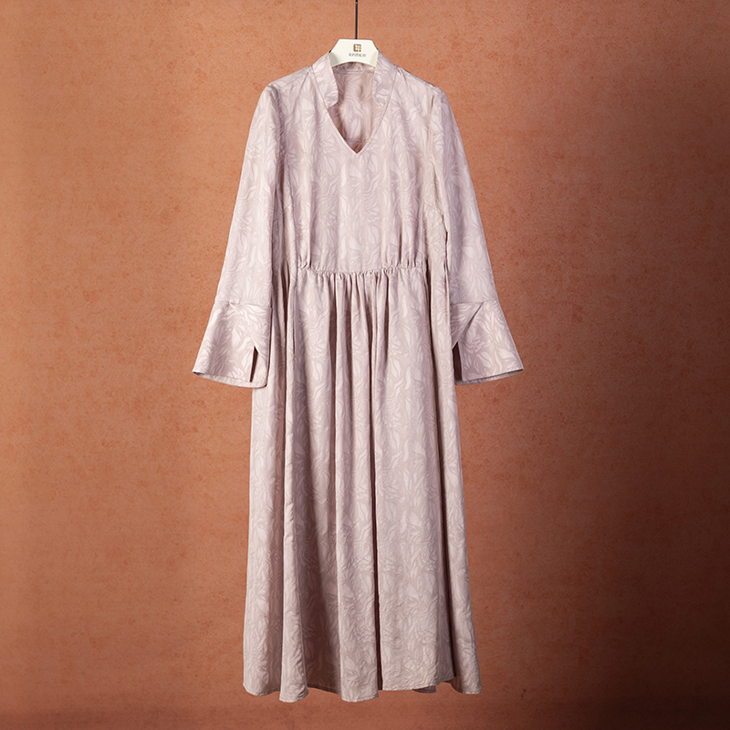 我的搭配师2025冬季十二月新款大摆长袖连衣裙GZX25236