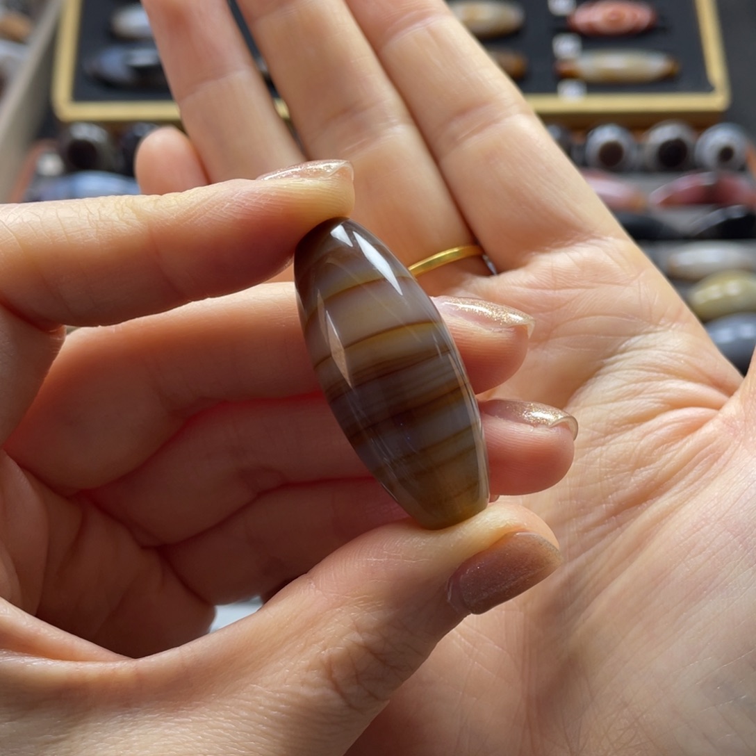 玛瑙/玉髓未镶嵌锁骨