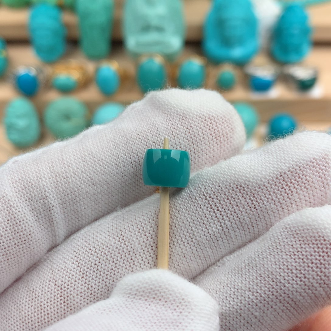 绿松石配饰未镶嵌8.2-6.5mm