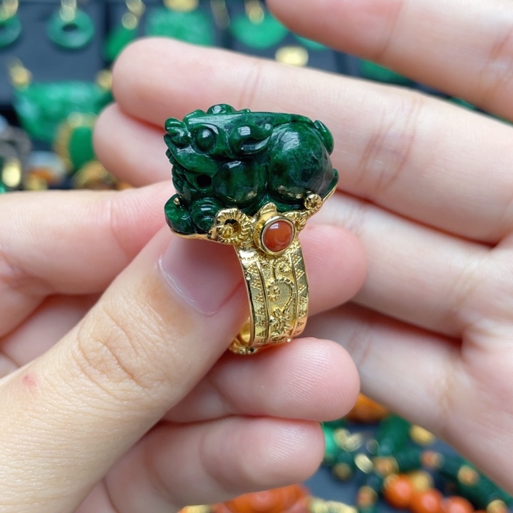 @***@翡翠银S925镶嵌颈饰