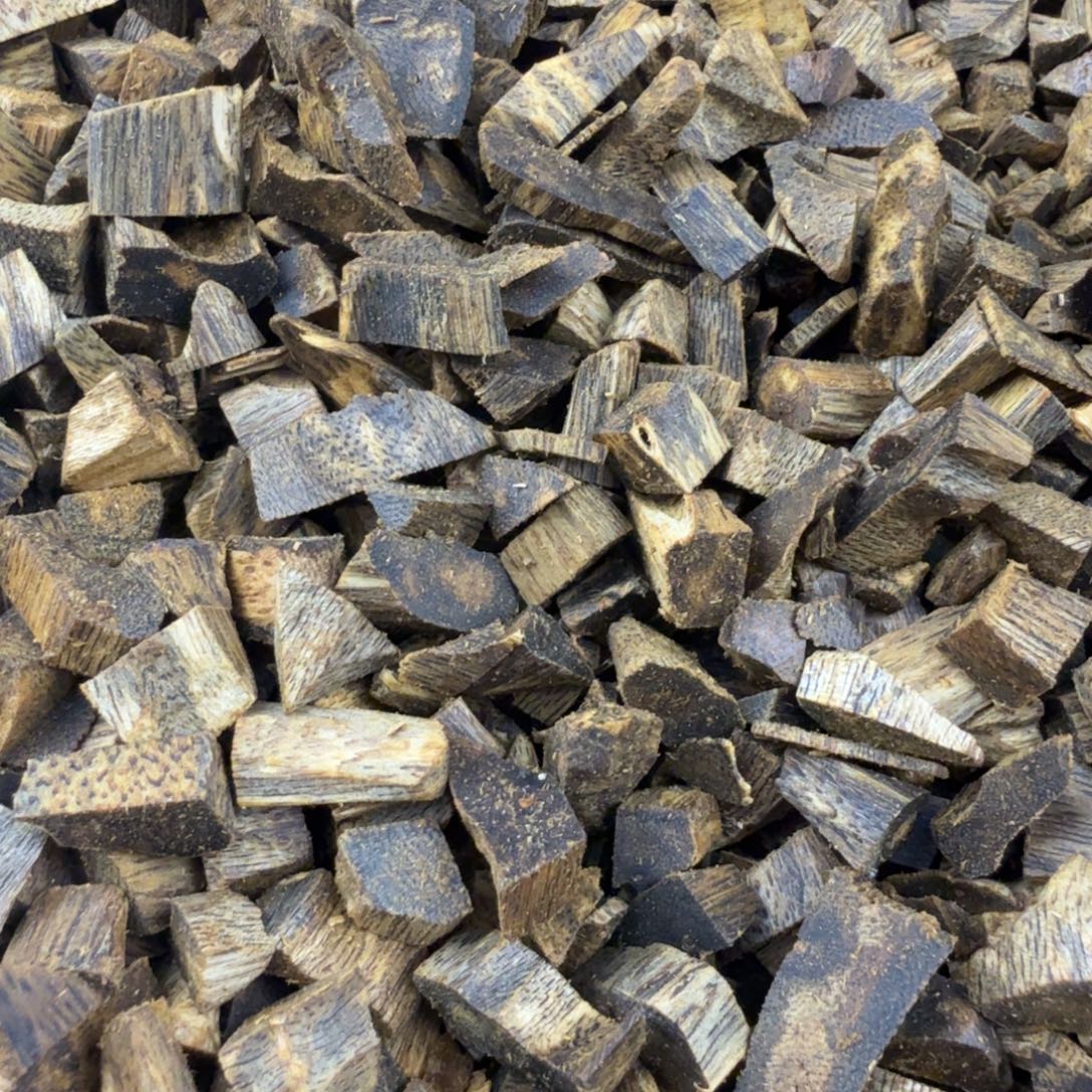 忠***哥香料绿棋油叶子大块料200克