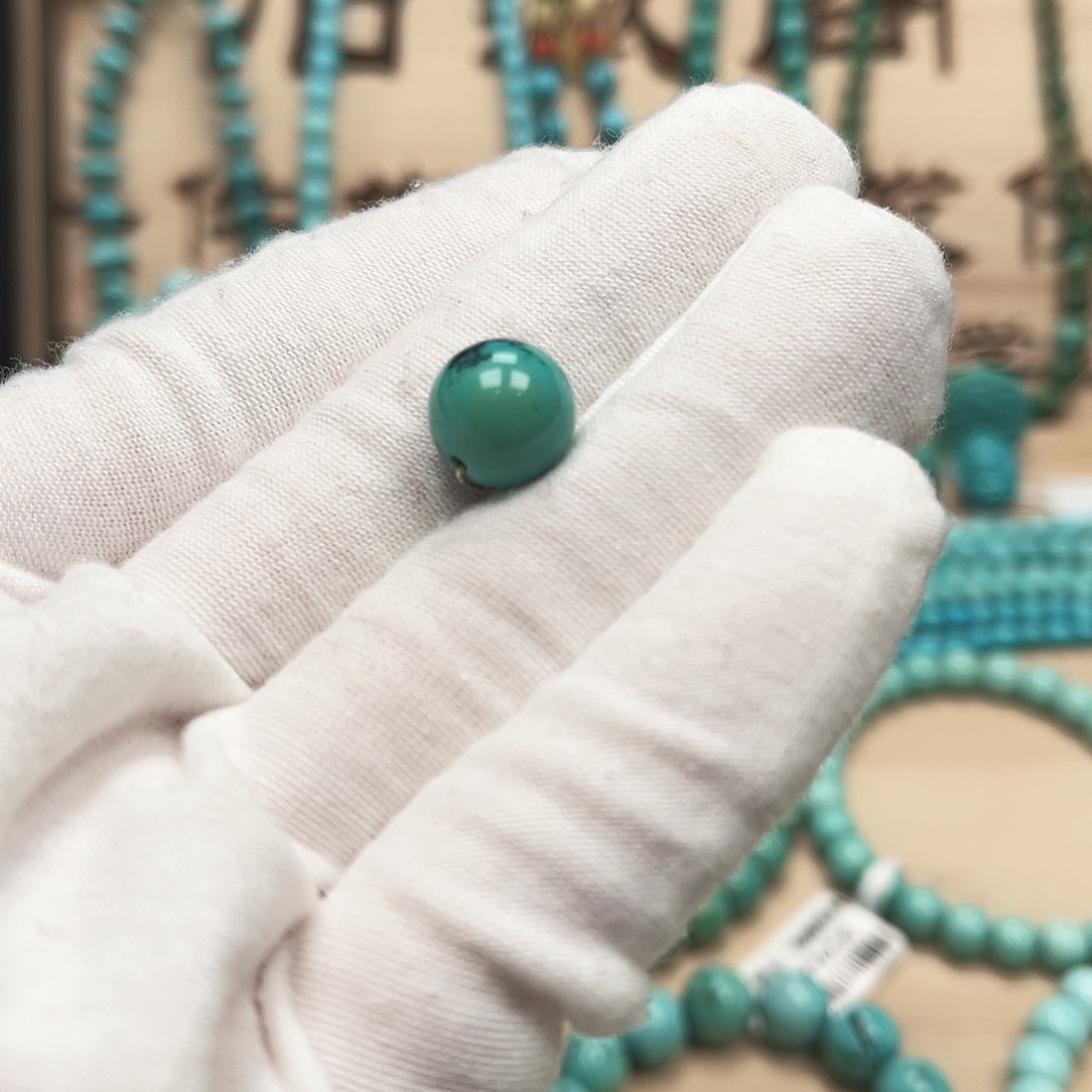 绿松石圆珠18K金镶嵌