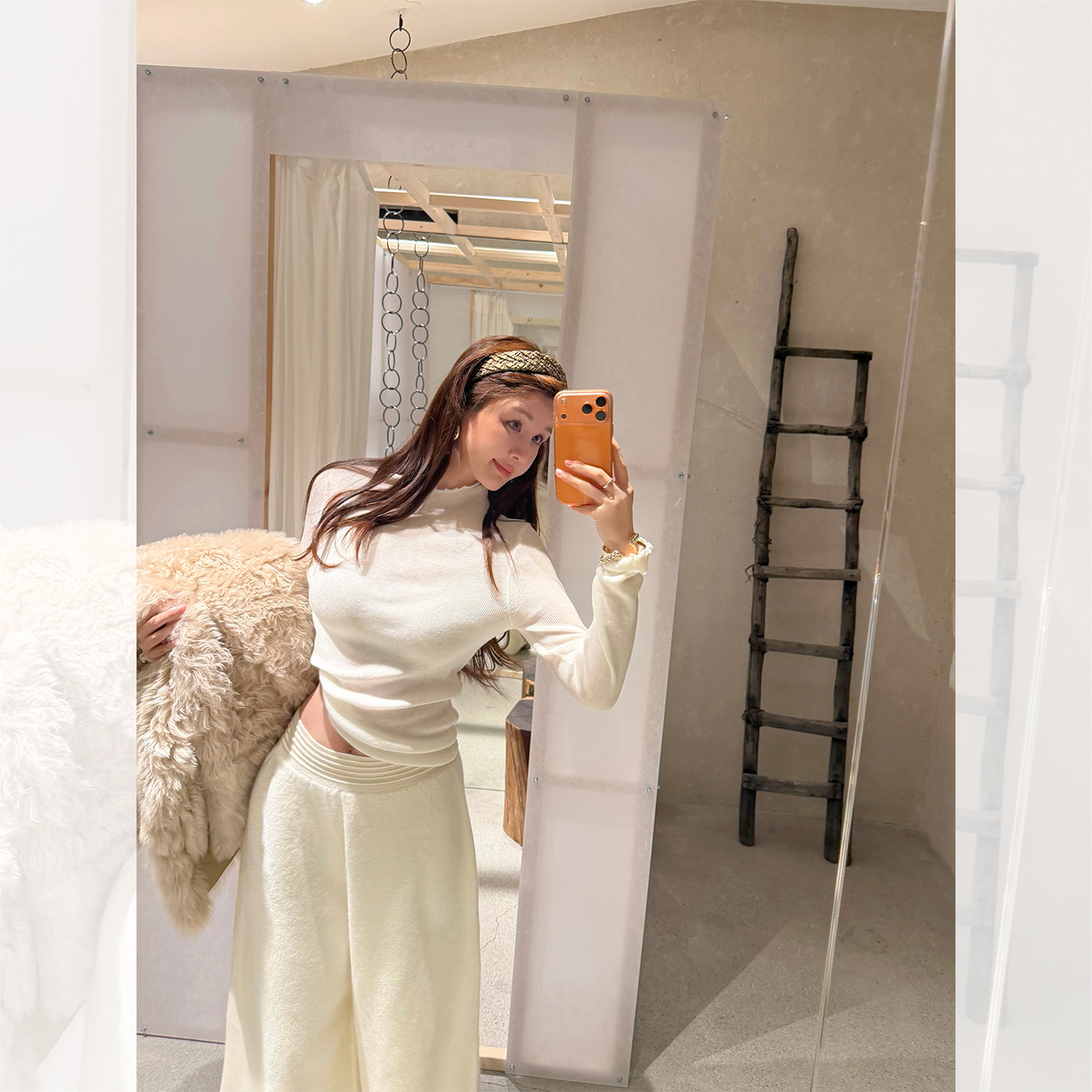 IUIU阿晶家11/11 20:00 「冬日好朋友」针织上衣女半高领内搭