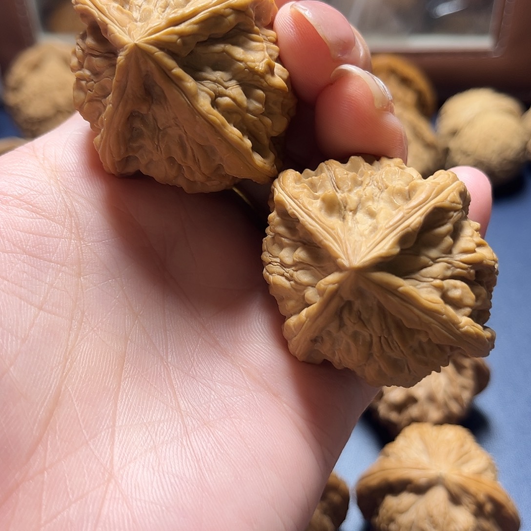 把件文玩核桃玉喜46