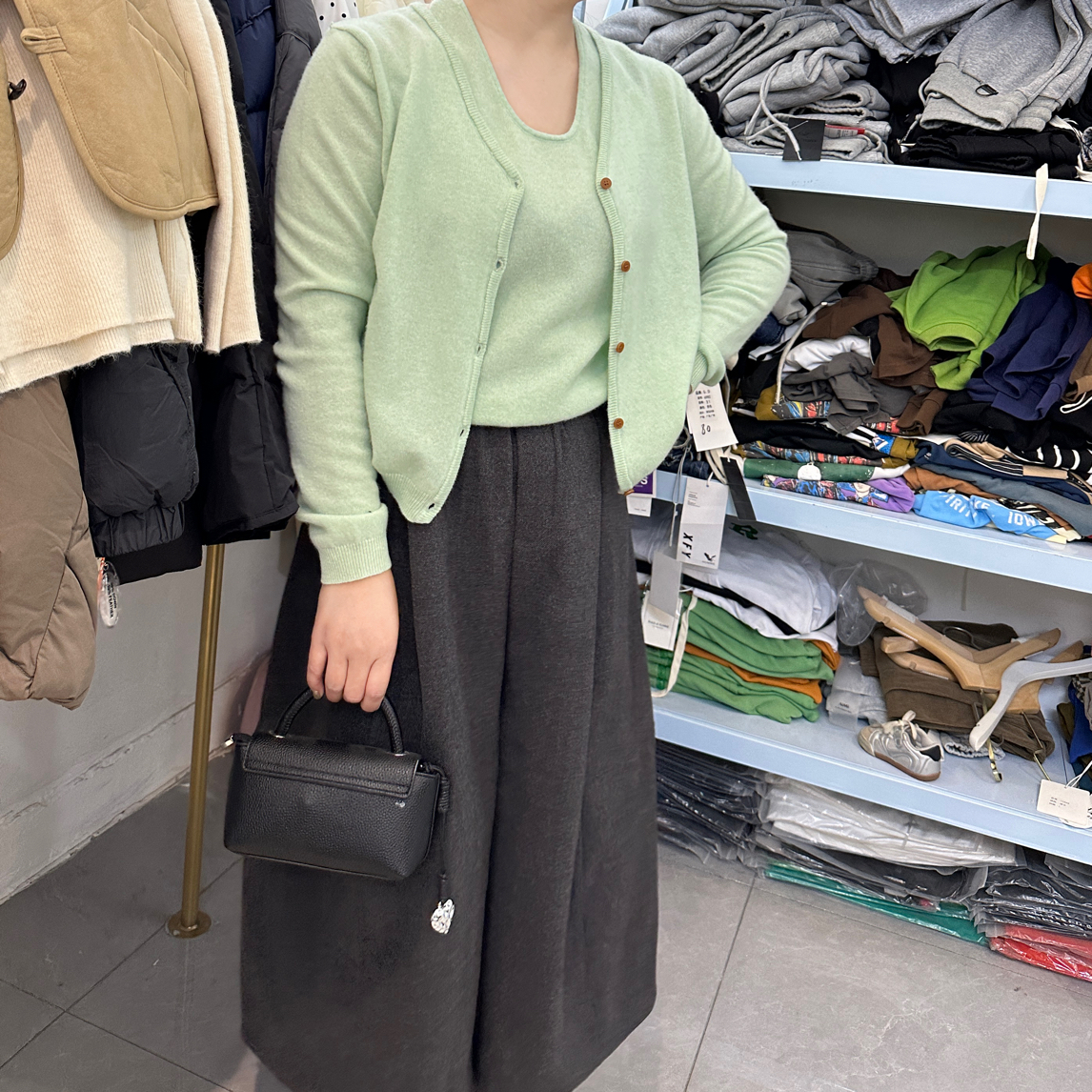 小烟圈服饰福利款