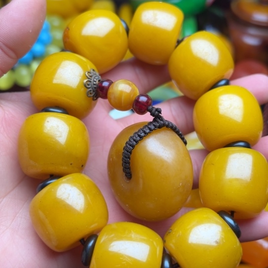 琥珀手串未镶嵌蜜蜡