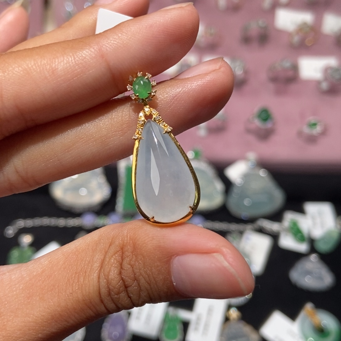 翡翠18K金镶嵌颈饰纯天然缅甸翡翠A货吊坠