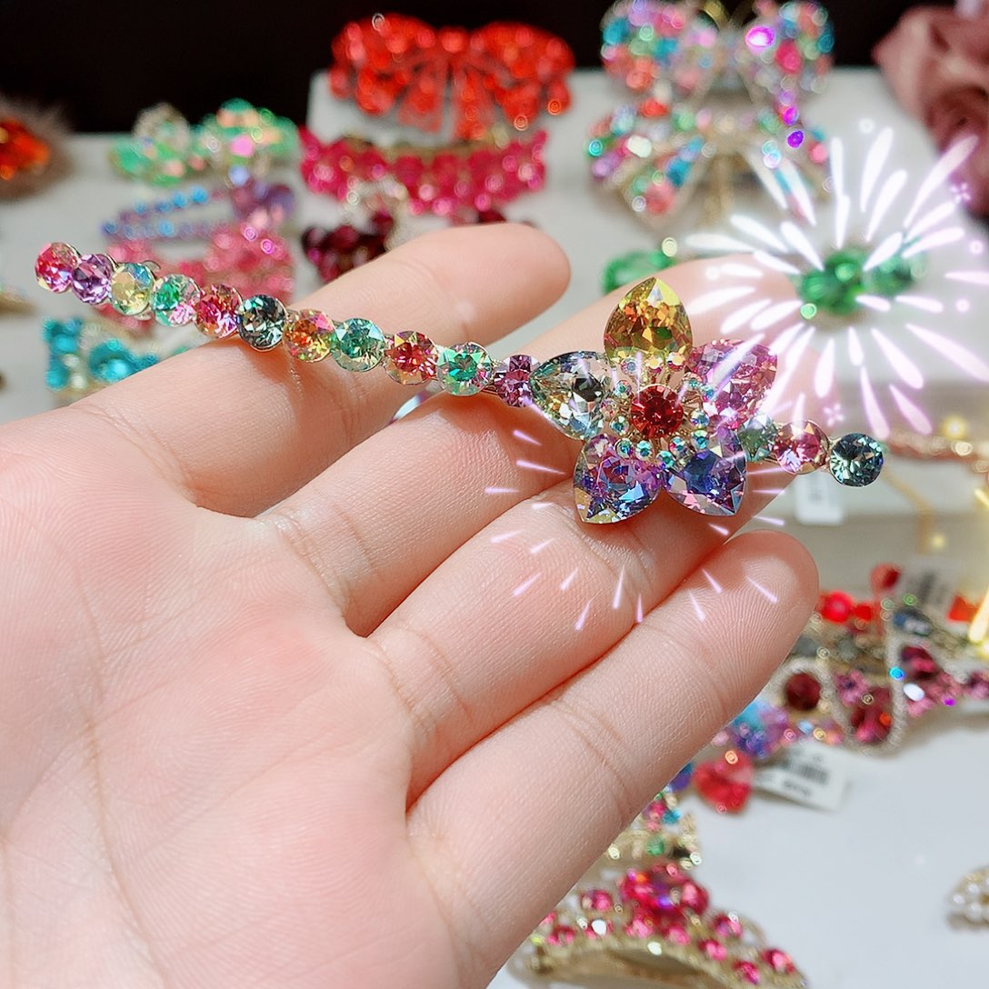 皮质铁合金发饰等