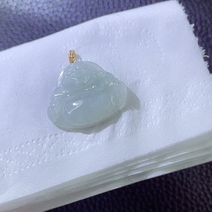 翡翠颈饰18K金镶嵌翡翠
