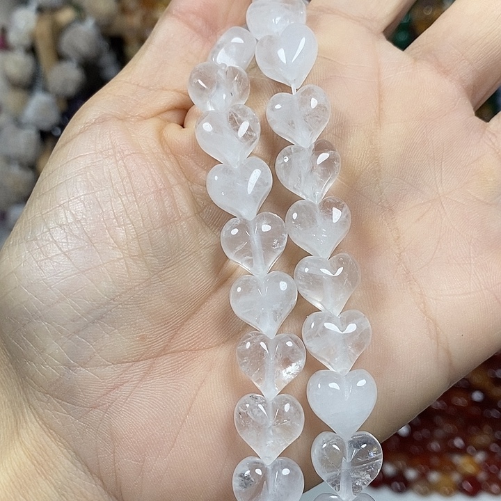 玛瑙/玉髓未镶嵌珠宝半成品天然白水晶屁桃卡12mm15颗