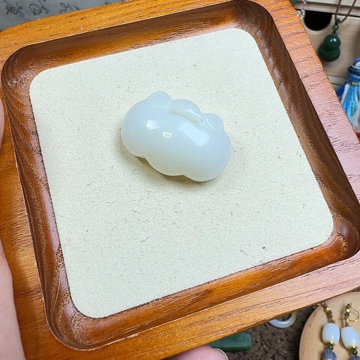 阿***沐和田玉未镶嵌手绳