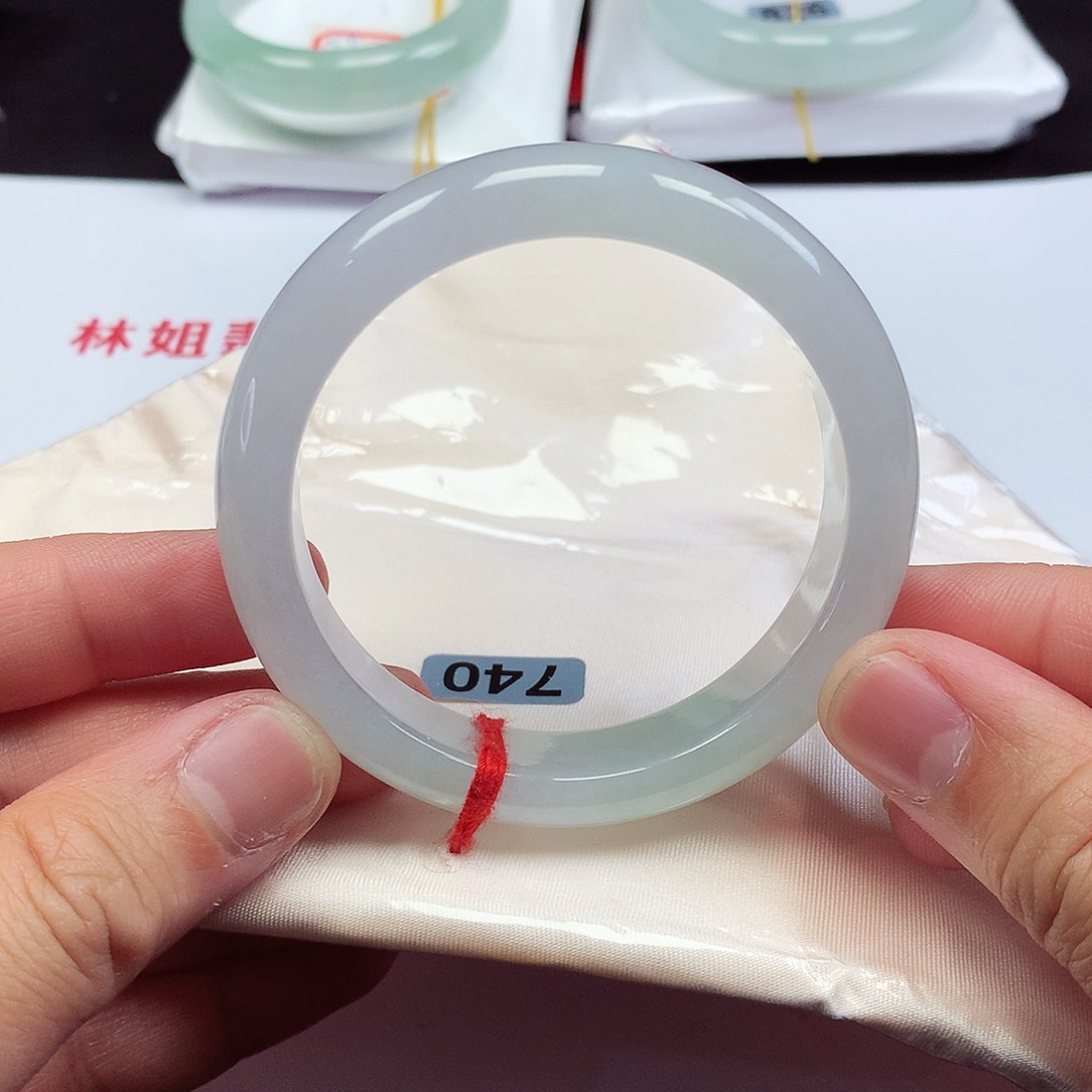 翡翠未镶嵌手镯54正圈