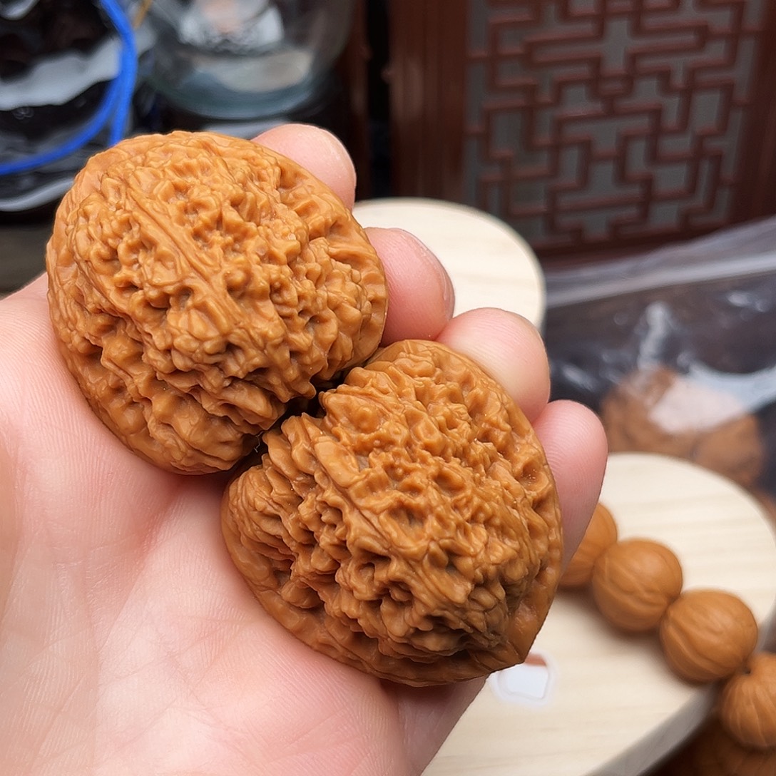 文玩核桃把件三角疆