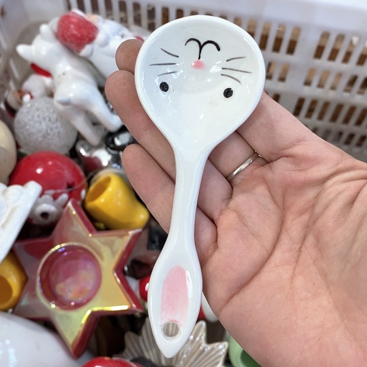 摆件陶瓷树脂材料