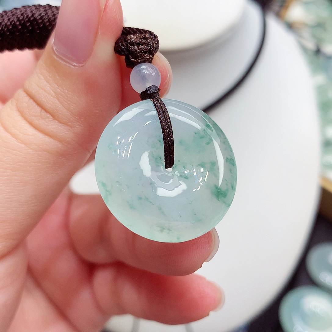 颈饰未镶嵌翡翠翡翠21，23.9/5.4