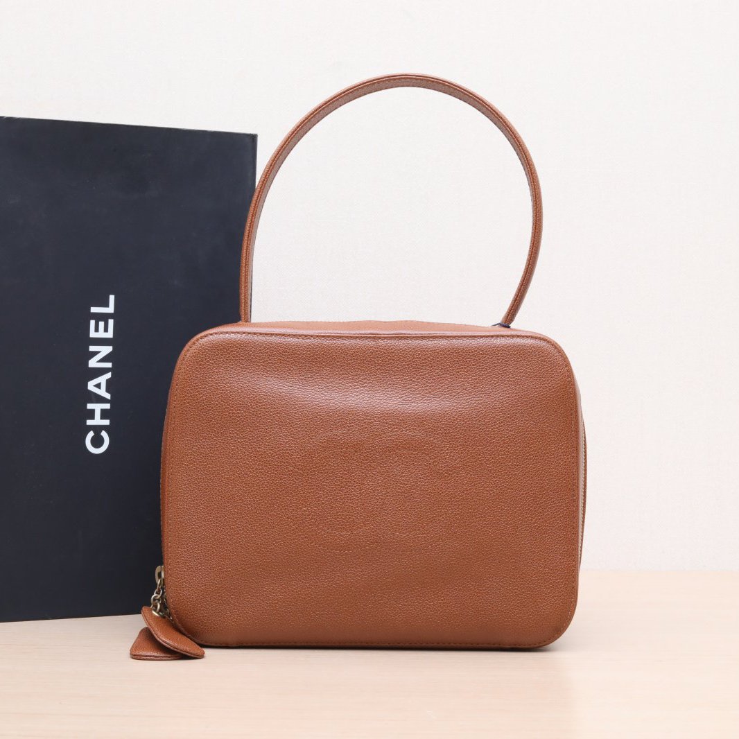 95新 Chanel/香奈儿 小花6花 焦糖色 5开 中古 mini plume相机包