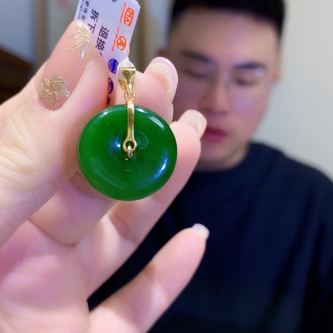 和田玉（碧玉）颈饰银S925镀金镶嵌a****n