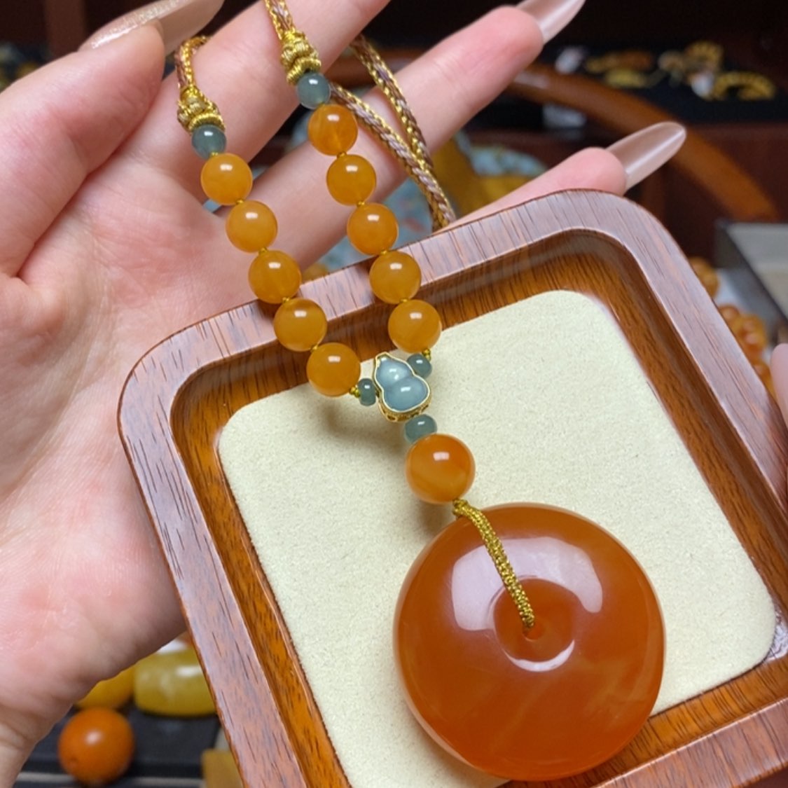 【闪购商品】蜜蜡颈饰未镶嵌项链