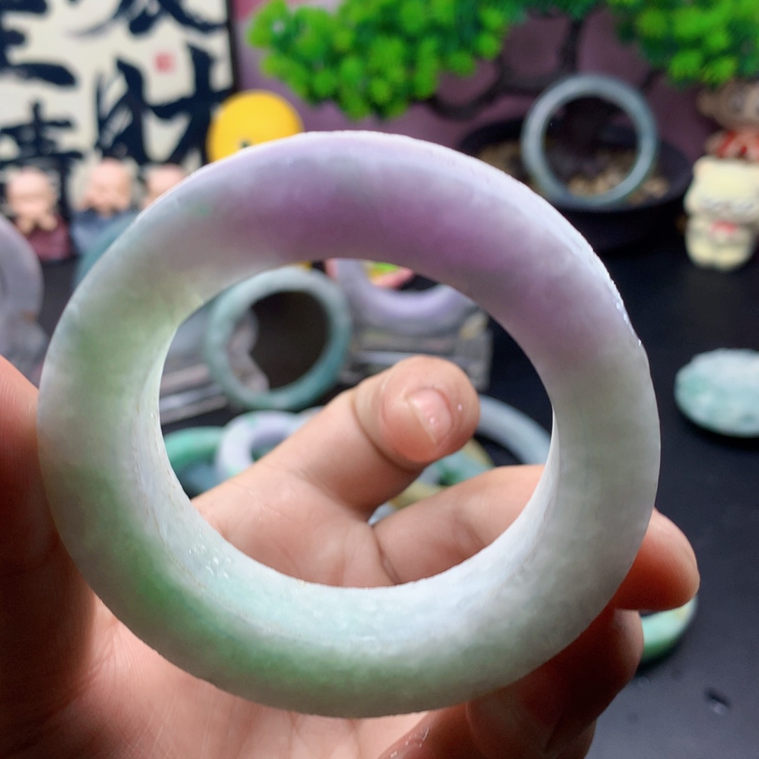 定制翡翠未镶嵌手镯定制