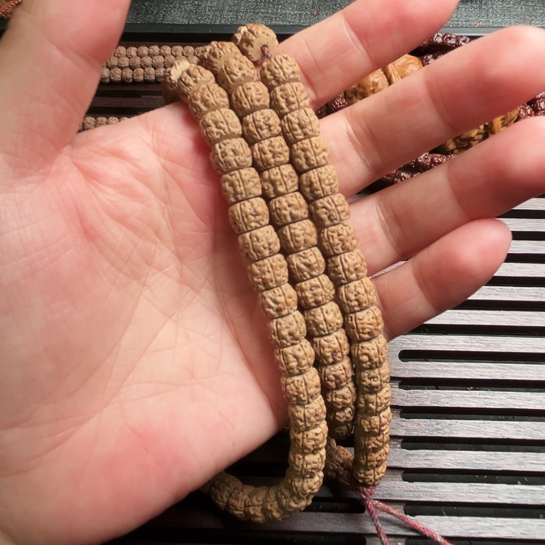 金刚菩提吊坠盘龙