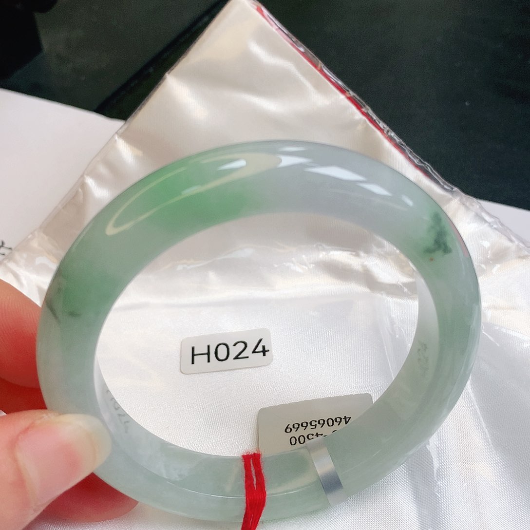 【闪购商品】翡翠手镯未镶嵌缅甸天然a货翡翠