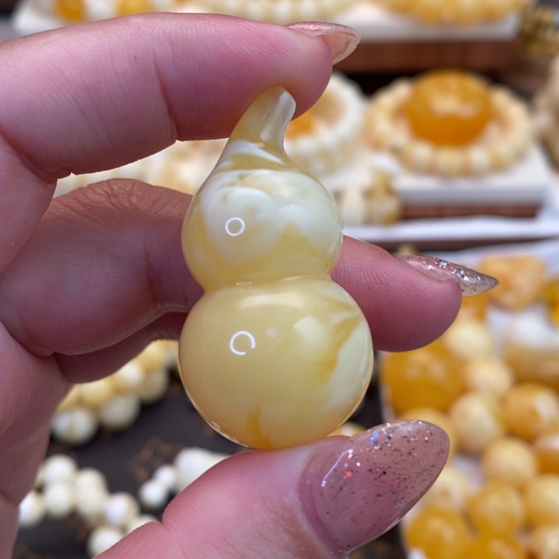 【闪购商品】裸石蜜蜡未镶嵌葫芦