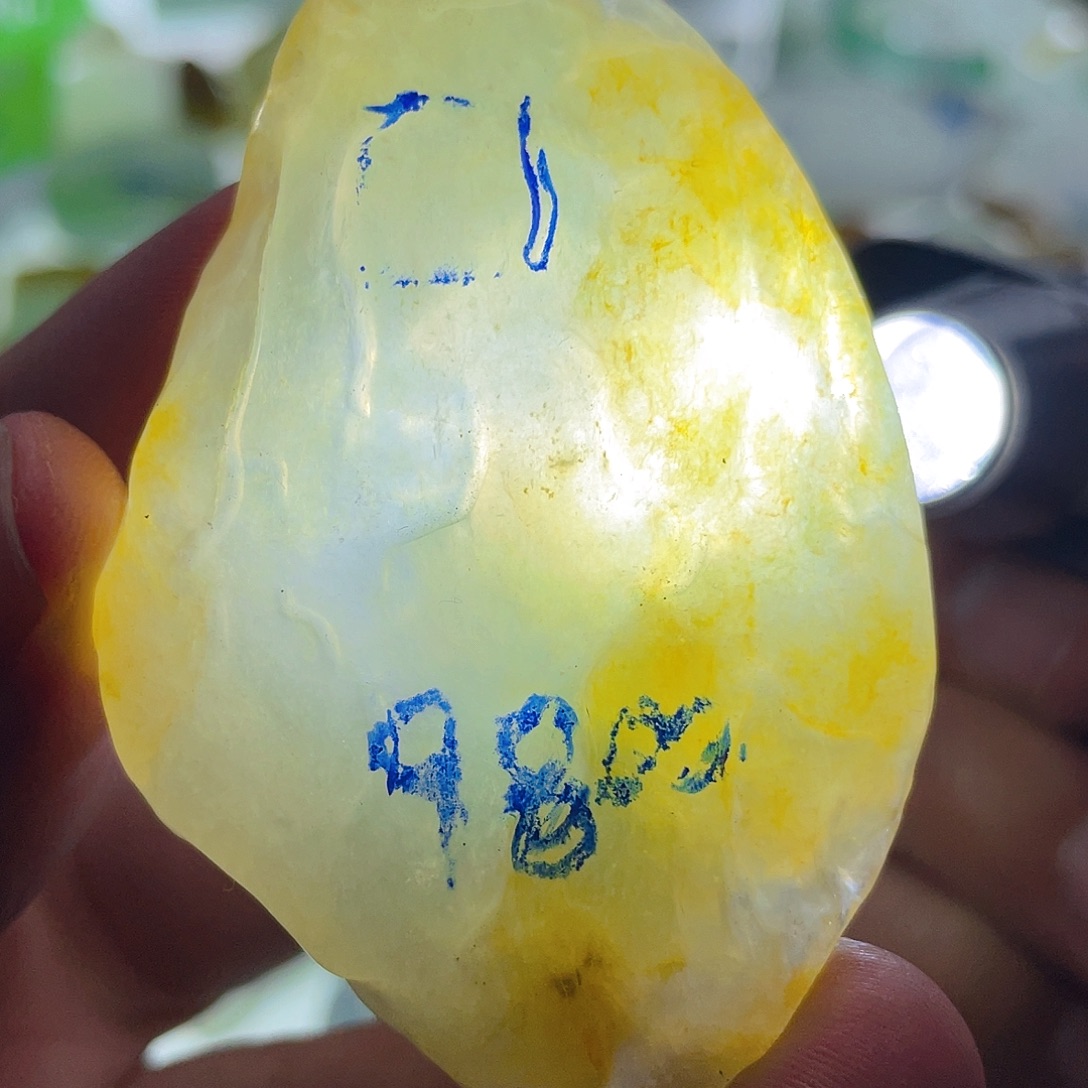 定制翡翠未镶嵌天然翡翠雕刻定制